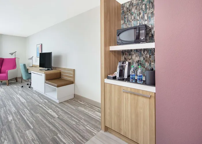 Hilton Garden Phoenix 3* Surprise